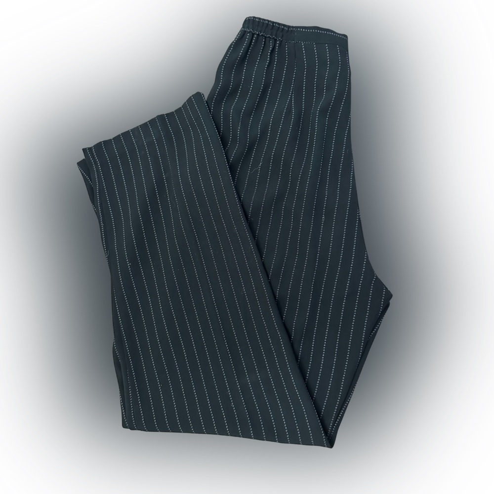 EUC Dressbarn Black Pinstripe Trousers